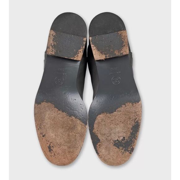 Chanel Grey Leather Knee-High Boots - Size 39.5 - Picture 5 of 6